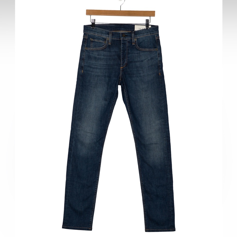 Rag and bone straight leg jeans with 4 buttons.  No tag on back.